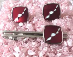 Item thumbnail for item 01642e3f-124b-4dd7-85cb-29d1237a224d