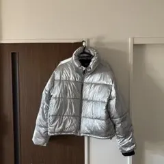 GAP ショート丈シルバー ダウンジャケット