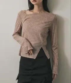 SENSE OF PLACE アシメデコルテシアートップ　ブラウン　FREE