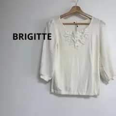 未使用 ブリジット 花モチーフ ニット トップス 白 フェミニン Mサイズのサムネイル