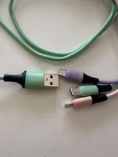 未使用✩3in1 充電ケーブル