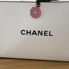 CHANEL 花モチーフチャーム