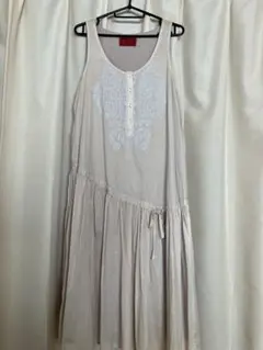 専用‼️somari刺繍入りノースリーブワンピース