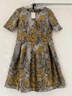 イクコ ikuko ☆光沢秋色ワンピース☆未使用タグ付き