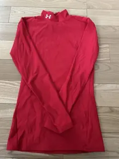 UNDER ARMOUR アンダーシャツ レッド MD 防寒