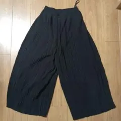 ユニクロ　シフォン　プリーツパンツ