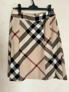 Burberry London黒ジャケットチェックスカートセットアップ11号