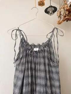 ビュルデサボン tulle 刺繍 丸衿ワンピース - メルカリ