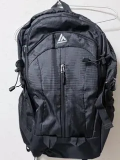 ラドウェザー 35L 大容量リュック USB充電ポート 無地 黒 登山 通勤