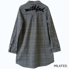MILKFED. チェックシャツ バックロゴ刺繍 長袖シャツのサムネイル