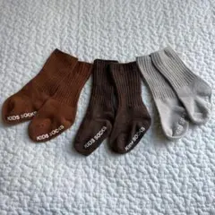 KIDS SOCKS 3色セット　韓国　ベージュ系まとめ売り