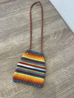 カラフルストライプの手編みポシェット