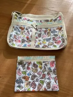LESPORTSAC 鳥柄　ショルダーバッグ