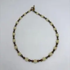 ビーズネックレス アンティーク調 マンテル