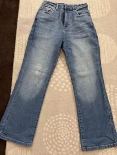 フレアデニムパンツ 薄い青 ハイウエスト