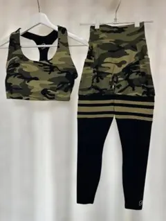 Bombshell Sportswear ボムシェル　レギンス　XS