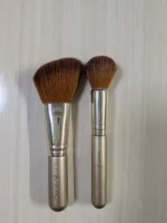 ONLY MINERALS メイクブラシ 2本セットのサムネイル