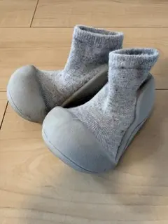 アティパス ベビーシューズ ソックス付き グレー