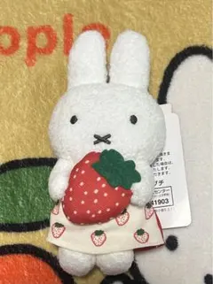2026年最新】ミッフィー いちご キーホルダーの人気アイテム - メルカリ