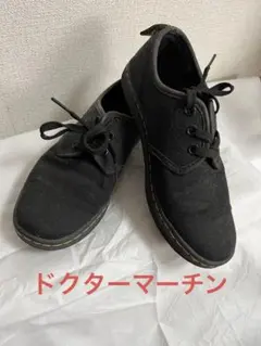ドクターマーチン　24 キャンバス　スニーカー　ローカット　靴　レディースのサムネイル