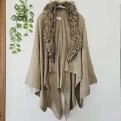 大判ニットポンチョ ケープ フェイクファー 襟付き ベージュ 海外古着 羽織り