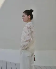 sheer embroidery shirtのサムネイル