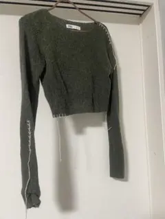 オリーブグリーン クロップドニット 長袖