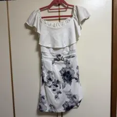 花柄フリルオフショルダードレス