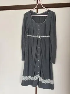 oeuf doux グレーのレース装飾ルームウェアのサムネイル