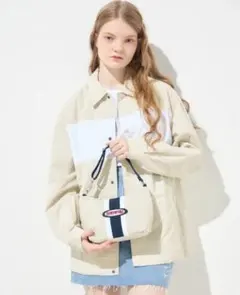 TOMMY JEANS ヘリテージショルダーバッグ アイボリー♡
