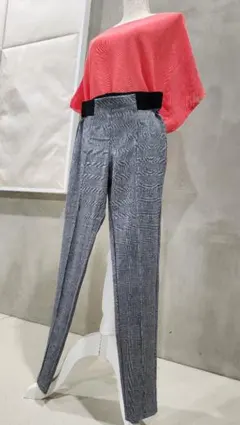 ZARA のパンツ トップス、タイトスカートの 3点 セット定価28000円相当