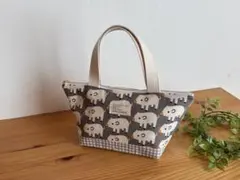 ハンドメイド　保冷保温ランチバッグ　保冷バッグ　ブタさん　グレー　ランチバッグ
