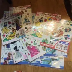 ディズニー　ステッカー11枚セット　アナ雪　ミッキー　ミニー　プリンセス
