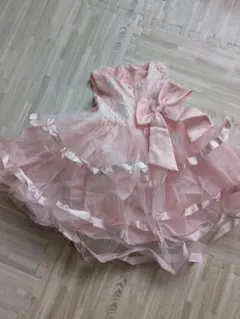 未使用　女の子ドレス　110センチ