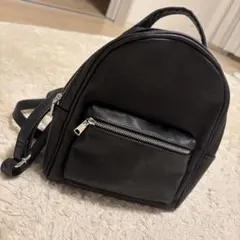 ブラックアーチ型ミニリュック