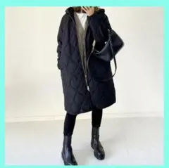 ダウンジャケット　キルティング フード付き ロングコート 軽量　ブラック 防寒