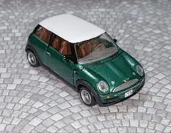 ミニクーパー　カスタム　MINI　ホワイトルーフ　ナンバー·マフラー付きのサムネイル