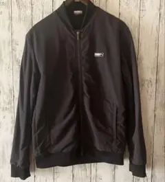 PUMA ブラック ジャンパー
