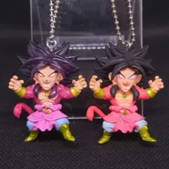 604 ドラゴンボールUDM キーホルダー 超サイヤ人4ブロリー 色違いセット