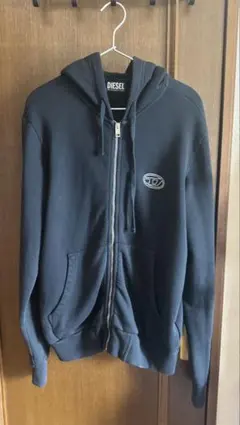 DIESEL 黒 ジップアップパーカー S
