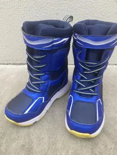 Item thumbnail for item 8555a68b-494c-4906-9ce7-b380190cba4d