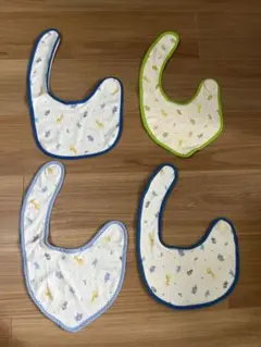 セール中❣️ ベビースタイ　ハンドメイド　8枚+可愛いガーゼ4枚おまけ付き^_^のサムネイル