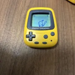 ポケットピカチュウ イエロー万歩計　一部こわれ