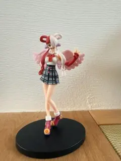 ワンピース RED UTAのサムネイル