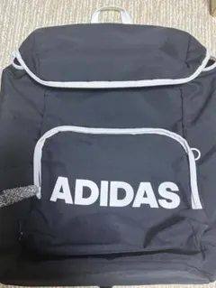 adidasリュックサック