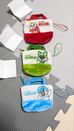 ポケモン　バッグ型ミニポーチ　３つセット