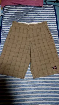 ディッキーズ　Dickies　ハーフパンツ　３０