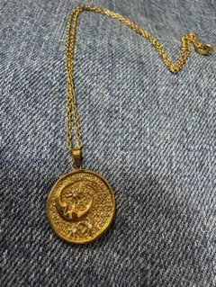 ヴィンテージ ゴールドメダルネックレス