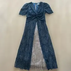 Lily Brown レースプリーツ ツイストデザイン ワンピース ドレスのサムネイル