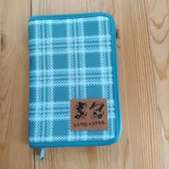 カードと手帳ポーチ　マルチケース